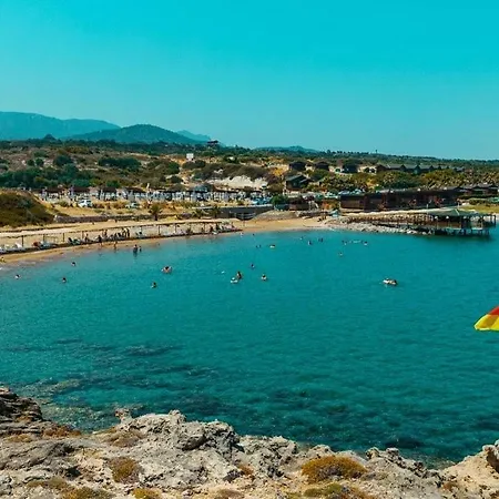 Kucuk Erenkoy Holiday Homes *