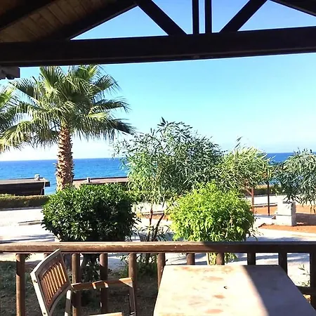 Kucuk Erenkoy Holiday Homes *