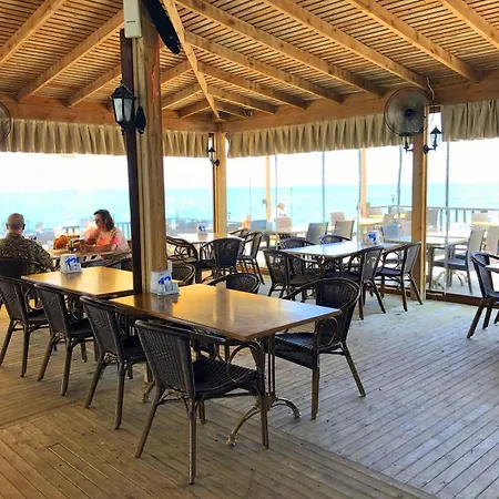 Kucuk Erenkoy Holiday Homes Отель Kalogrea