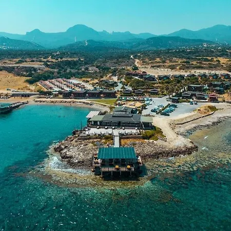 Zambak Holiday Village & Restaurant Seafront Location ! * Kalogrea