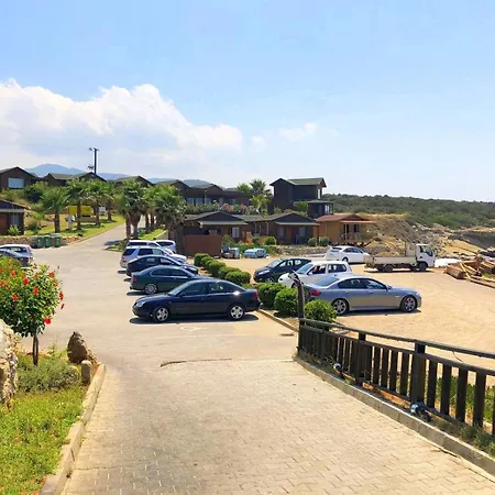 Kucuk Erenkoy Holiday Homes Отель