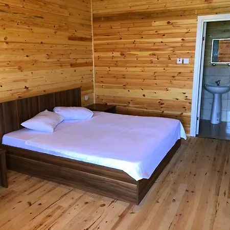 Отель Kucuk Erenkoy Holiday Homes Kalogrea
