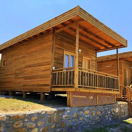 Zambak Holiday Village & Restaurant Seafront Location ! Hotel Kalogrea