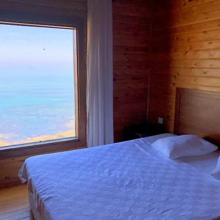 Zambak Holiday Village & Restaurant Seafront Location ! *